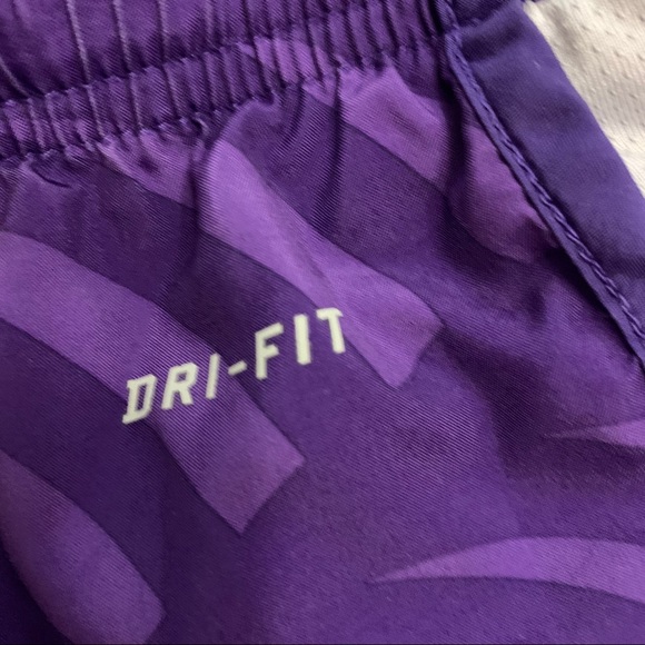 Nike Tempo DRI-FIT running purple athletic shorts - Picture 5 of 10
